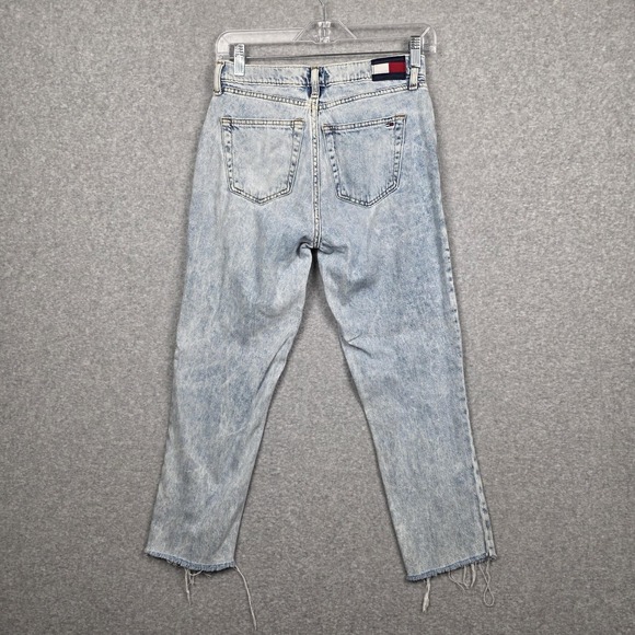 Tommy Hilfiger Denim Jeans Womens Small Light Wash High Rise Mom Fit Raw Hem - Picture 2 of 11